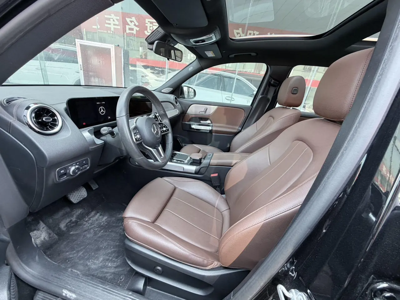 Mercedes Benz 2022 GLB 180 1.3T Dynamic (Modified) Automatic Gear 7