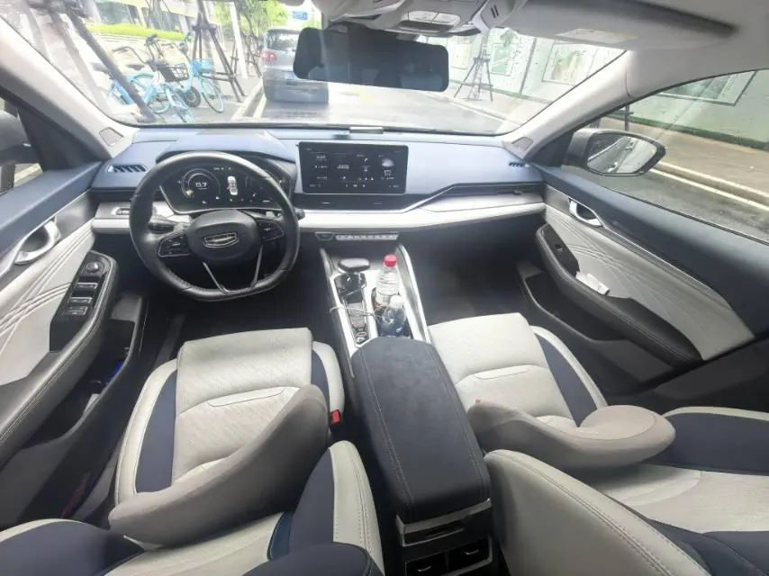 Geely 2021 xingrui 2.0T distinguished model (modified) automatic gear 4