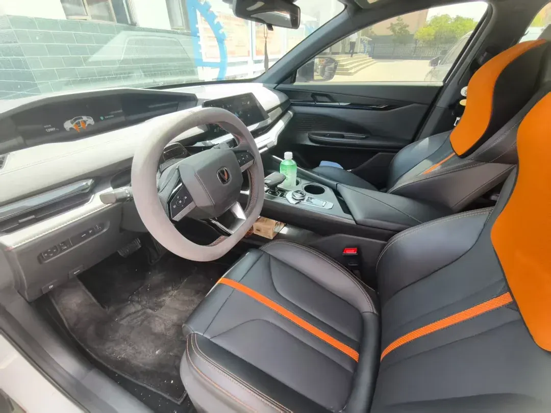 ChangAn 2025 UNI-V 1.5T honorable automatic gear 5