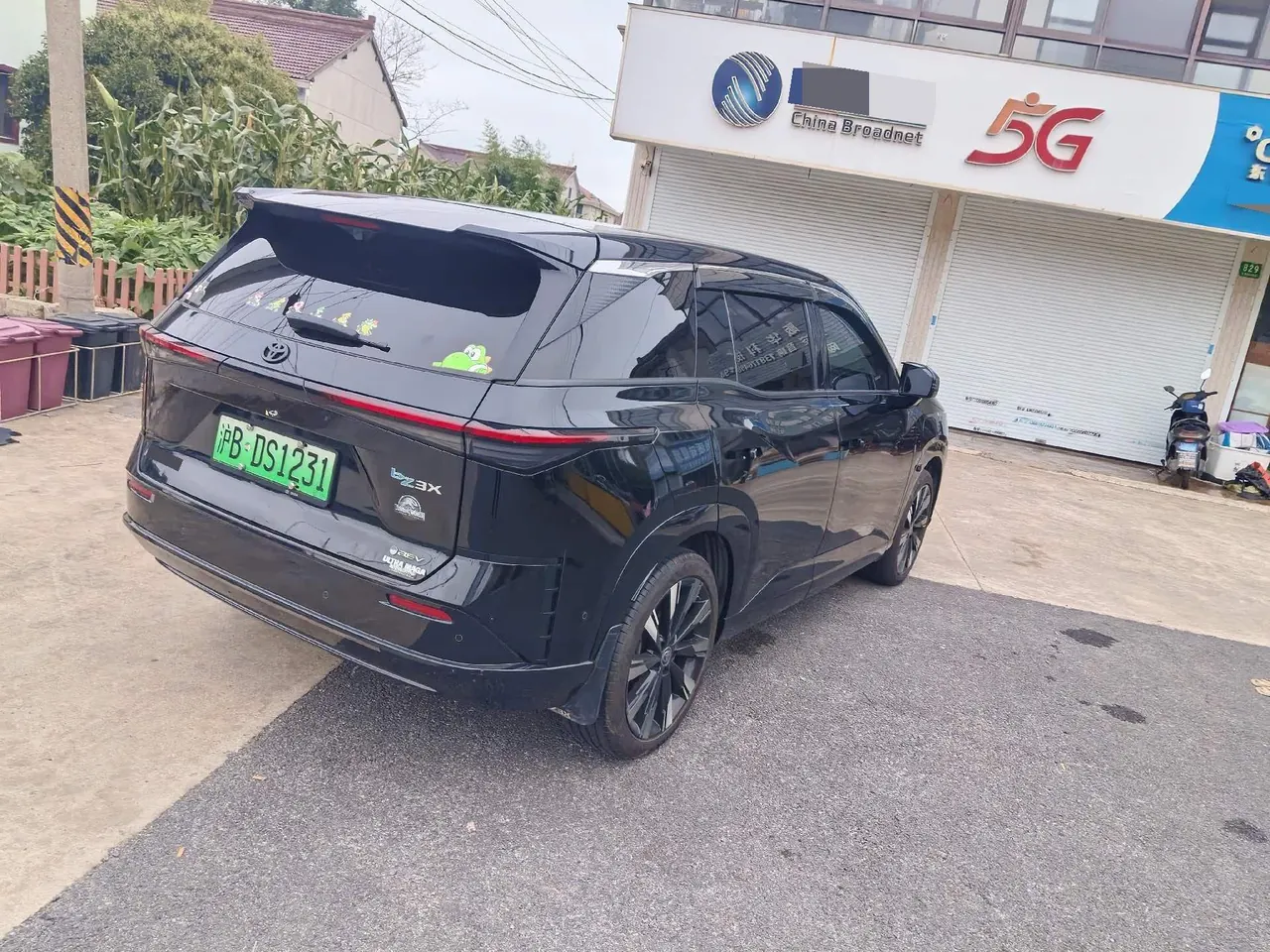Toyota 2025 Platinum Intelligence 3X 610 Max Automatic Gear 4