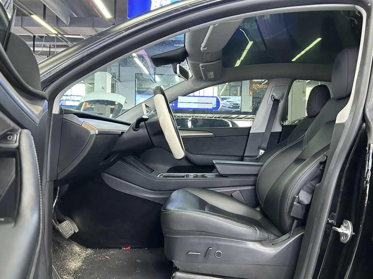 Tesla 2022 Model Y rear-wheel drive version (facelift) automatic gear 5