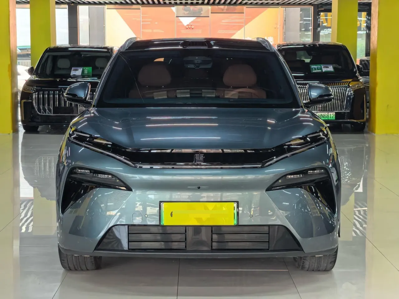 BYD 2025 Tang L EV 600KM four-wheel drive laser Radar flagship automatic gear 2