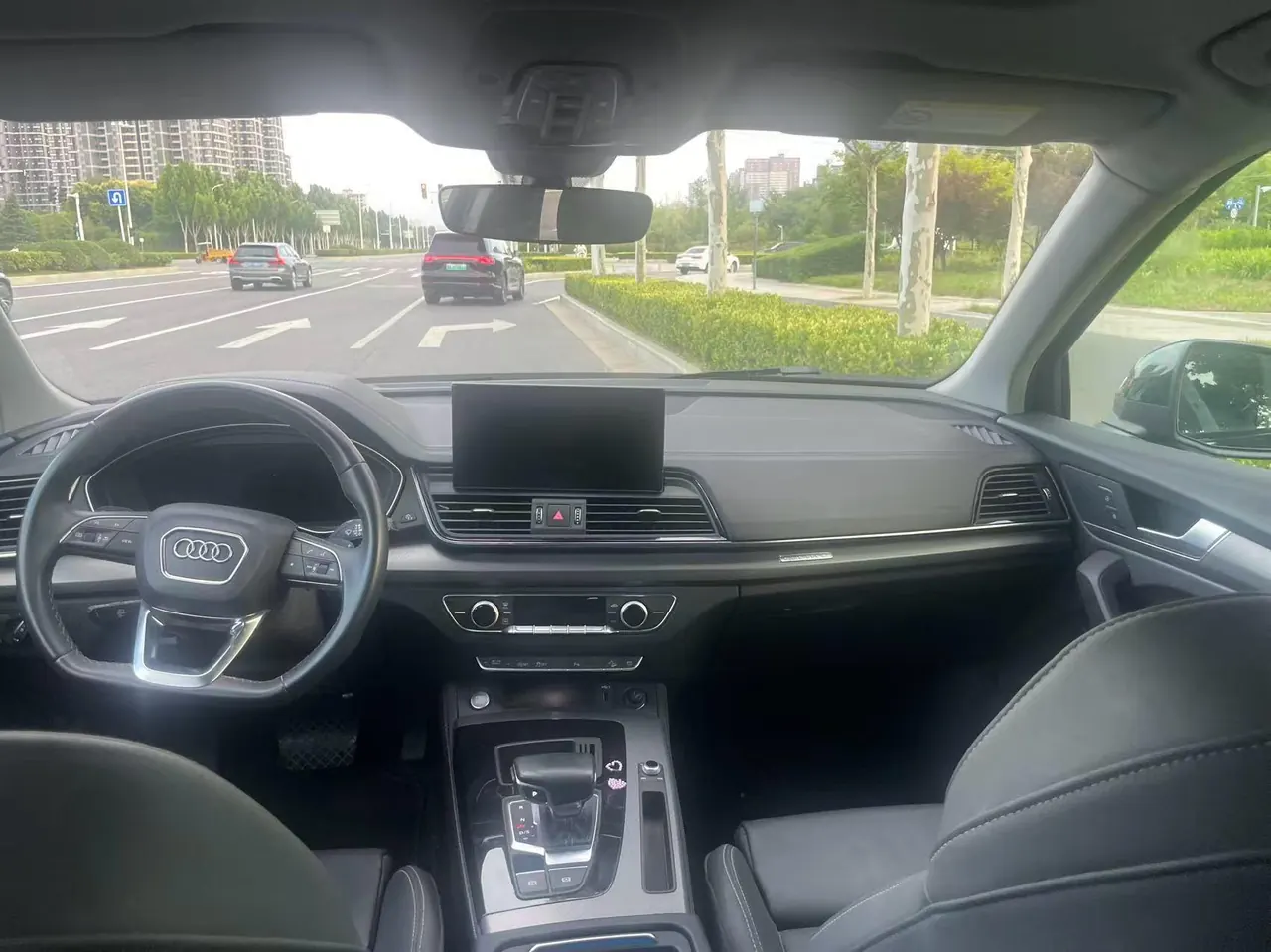 Audi 2022 Q5L 2.0TFSI 40TFSI luxury dynamic automatic 4