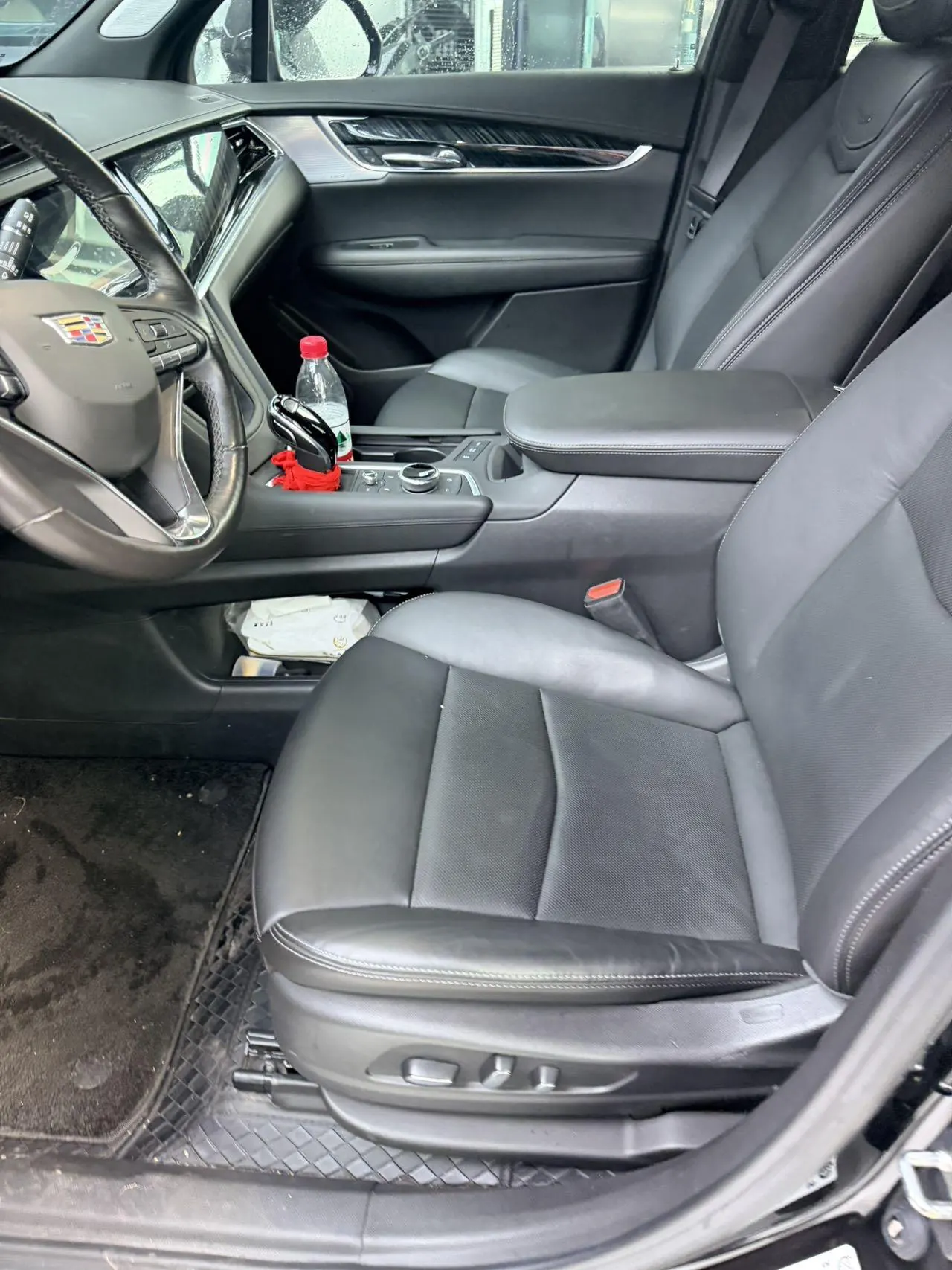 Cadillac 2022 XT6 48V 2.0T 7-seat four-wheel drive luxury automatic gear 3
