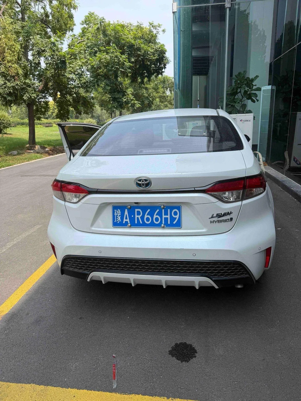 Toyota 2022 Lei Ling Shuangqing 1.8H Stepless Sports Edition Automatic Gear 4