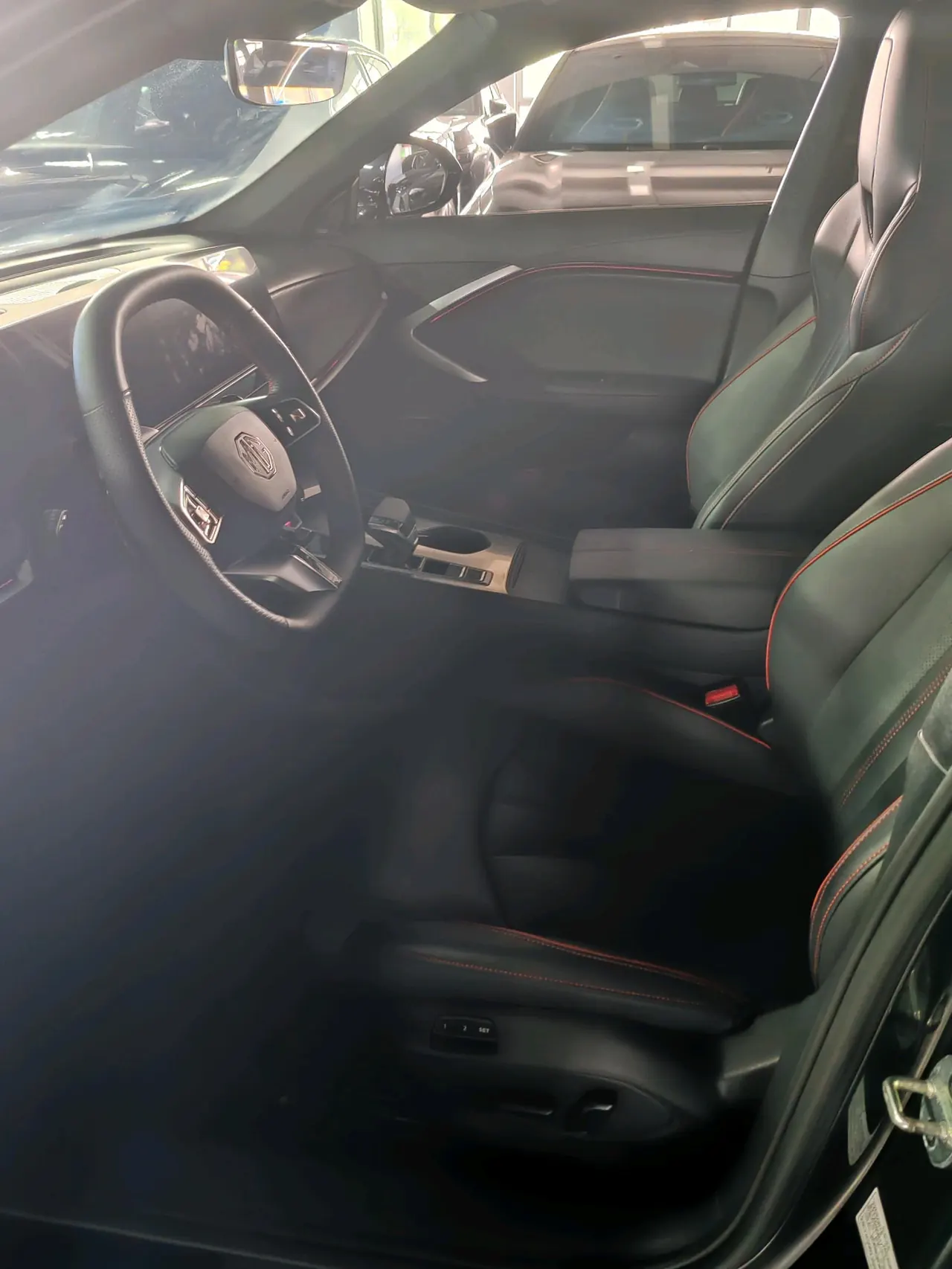 2025 MG7 2.0T Trophy Super Intelligent Driving Edition, Automatic Transmission 4
