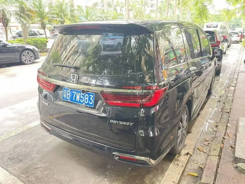 Honda 2022 Odyssey Hybrid 2.0 Stepless Sharp and Pleasant Edition Automatic Gear 6