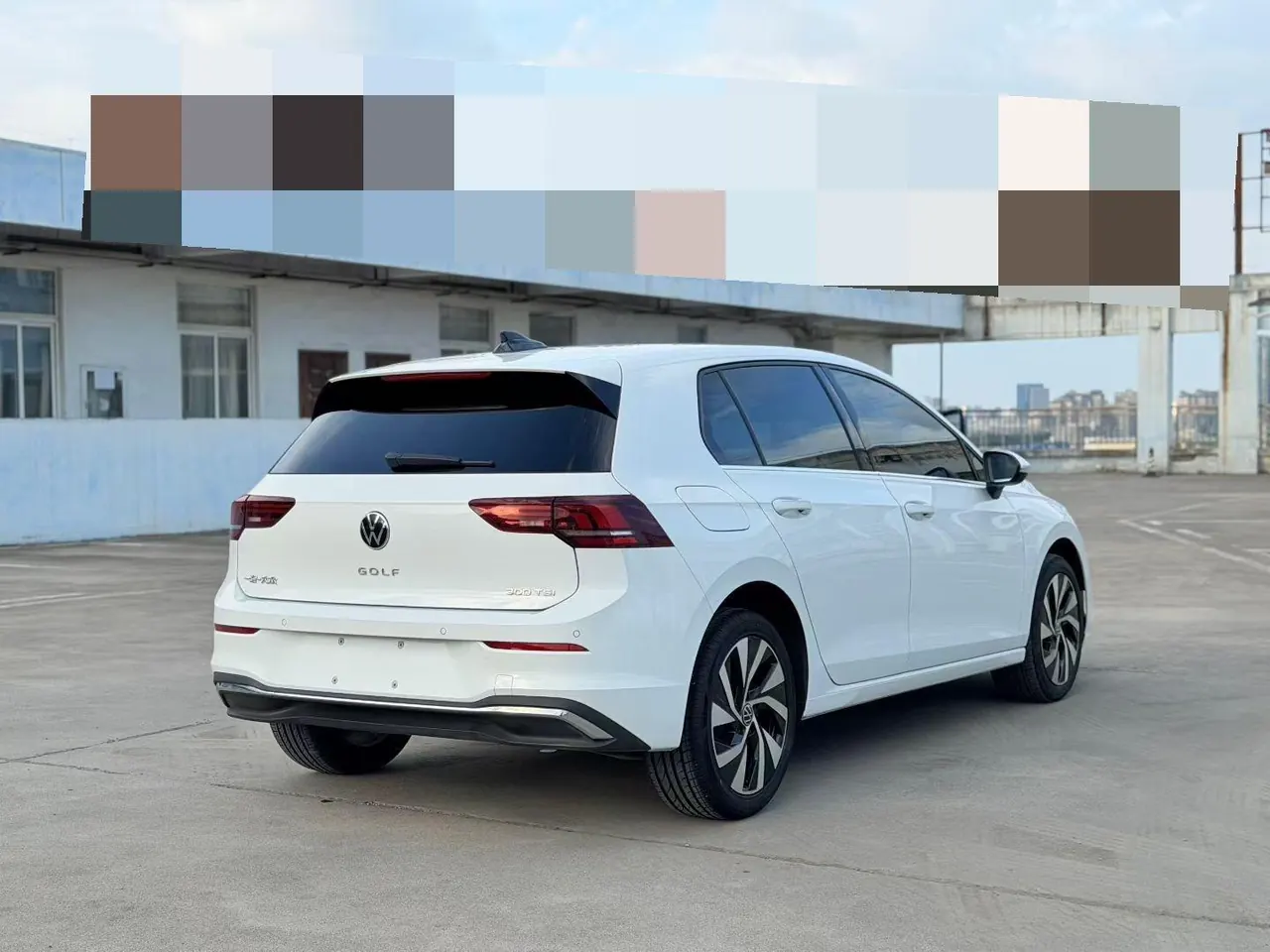 Volkswagen 2025 Golf 8 PRO 1.5TSI 300TSI Automatic 5