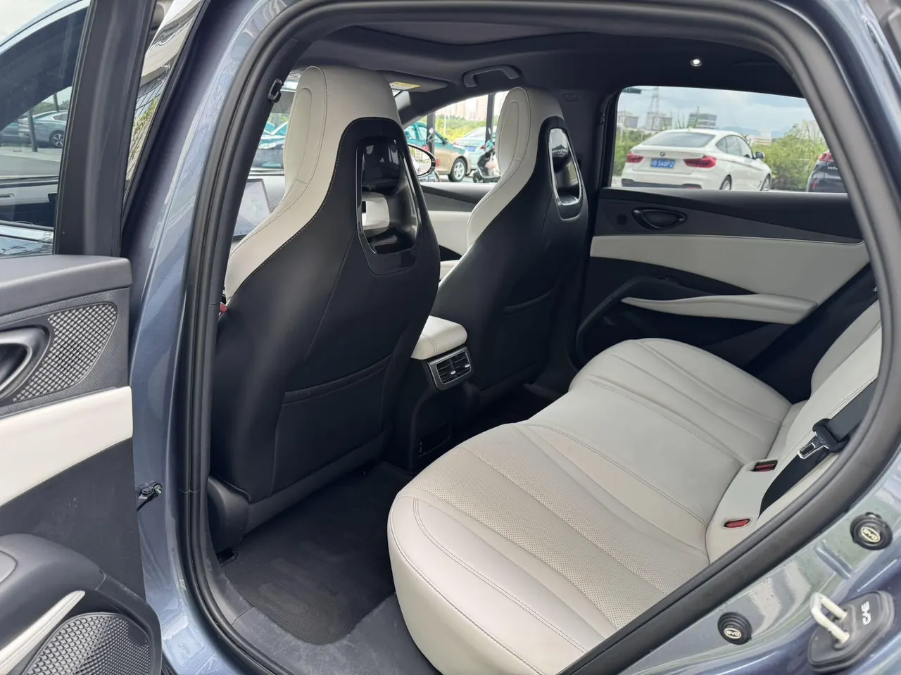BYD 2024 Seal 06 DM-i 1.5 Stepless 120KM Honorable Automatic Gear 8
