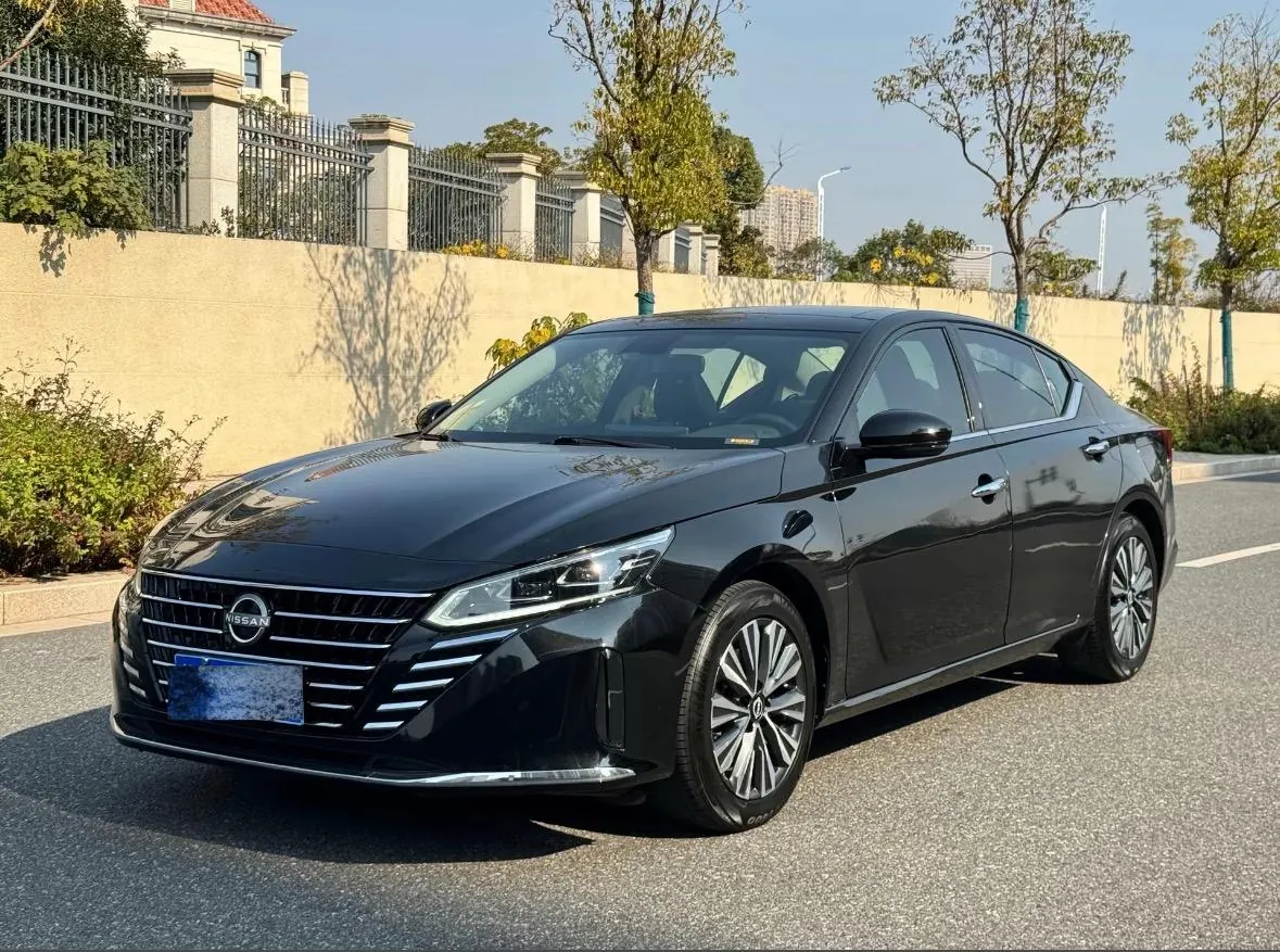 Nissan 2022 Teana 2.0 stepless XL-Upr premium version automatic gear - View 1