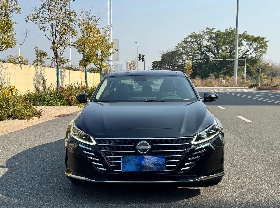 Nissan 2022 Teana 2.0 stepless XL-Upr premium version automatic gear 2