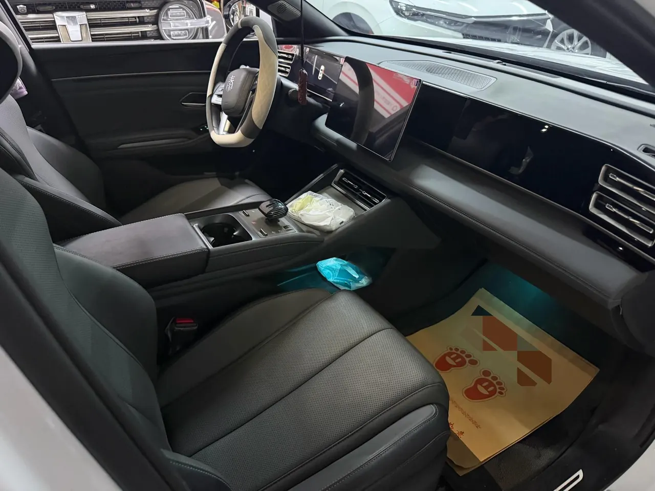 BYD 2024 Qin L DM-i 1.5 stepless 120KM Exceed automatic gear 4