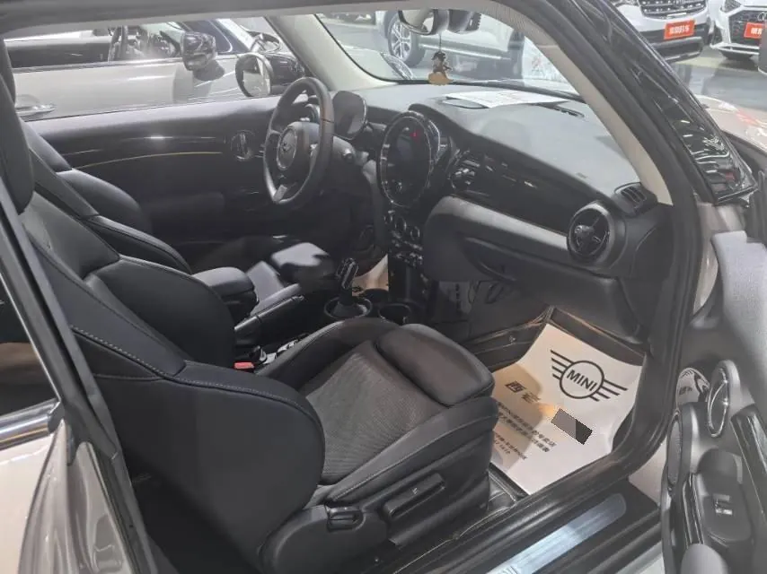MINI Mini (imported) 2023 Mini Cooper 1.5T artist automatic gear 3