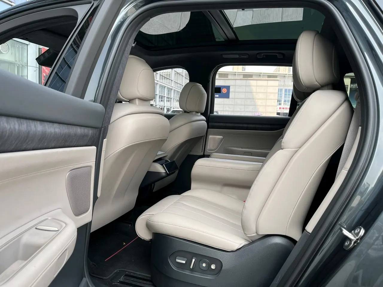 NIO 2023 ES8 75kWh automatic 3