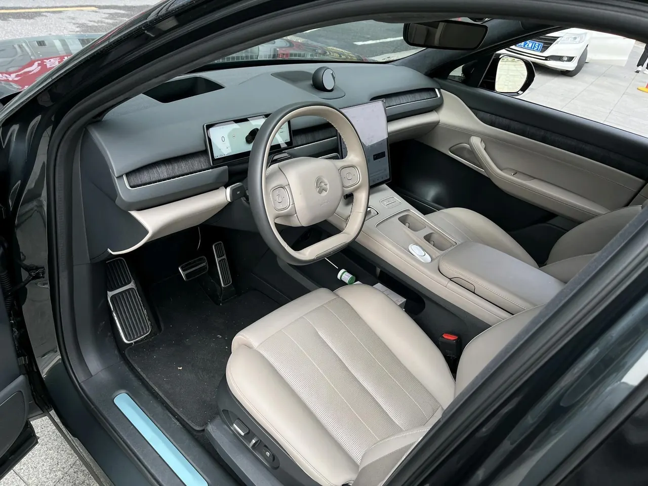 NIO 2023 ES8 75kWh automatic 4