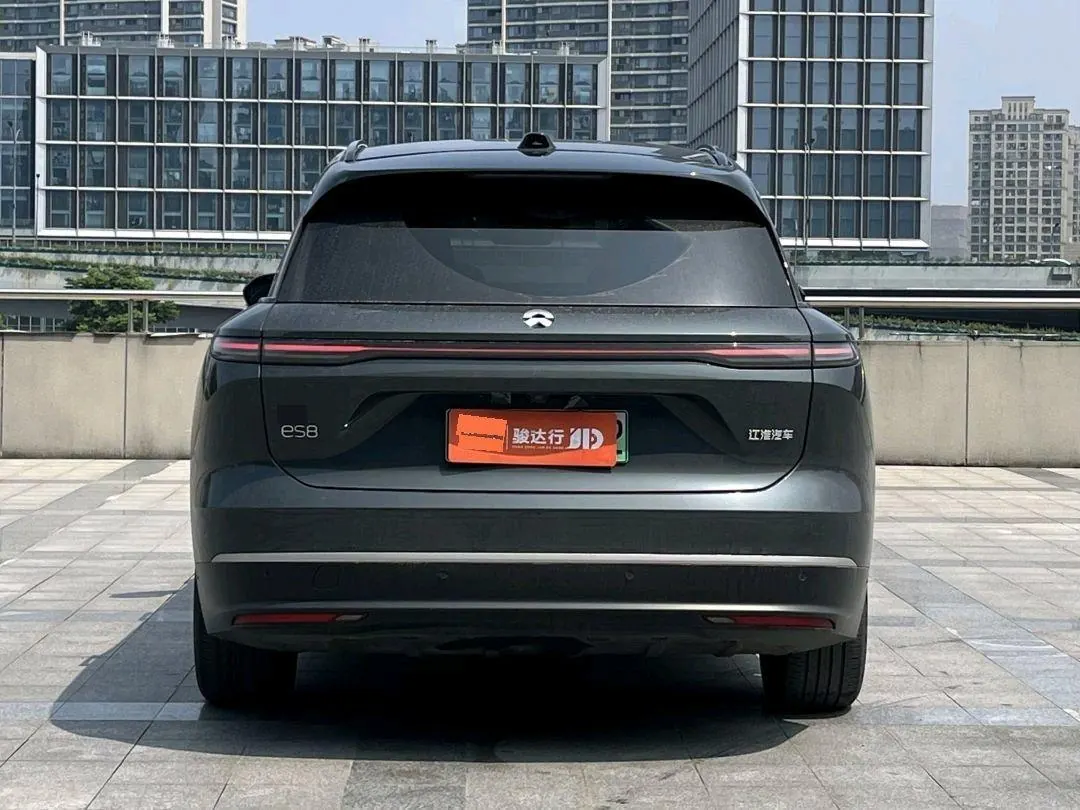 NIO 2023 ES8 75kWh automatic 7