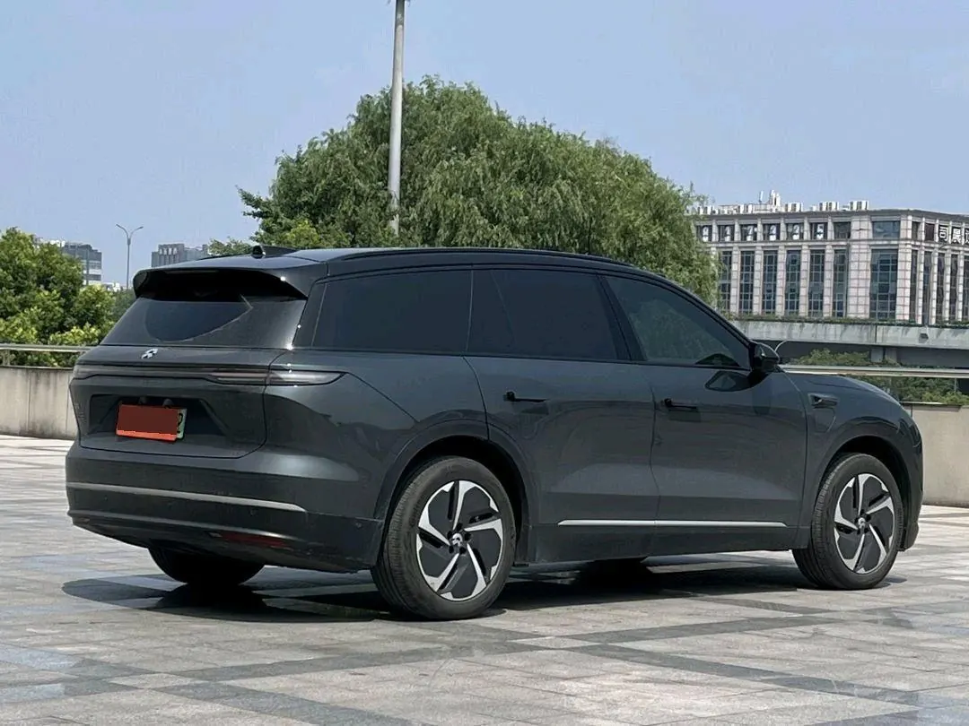 NIO 2023 ES8 75kWh automatic 8
