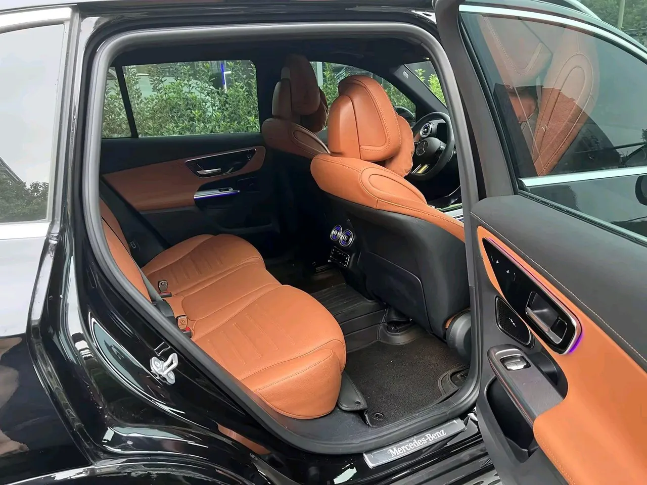 Mercedes Benz 2025 GLC 300 L 4MATIC 48V 2.0T dynamic 5-seat automatic gear 5