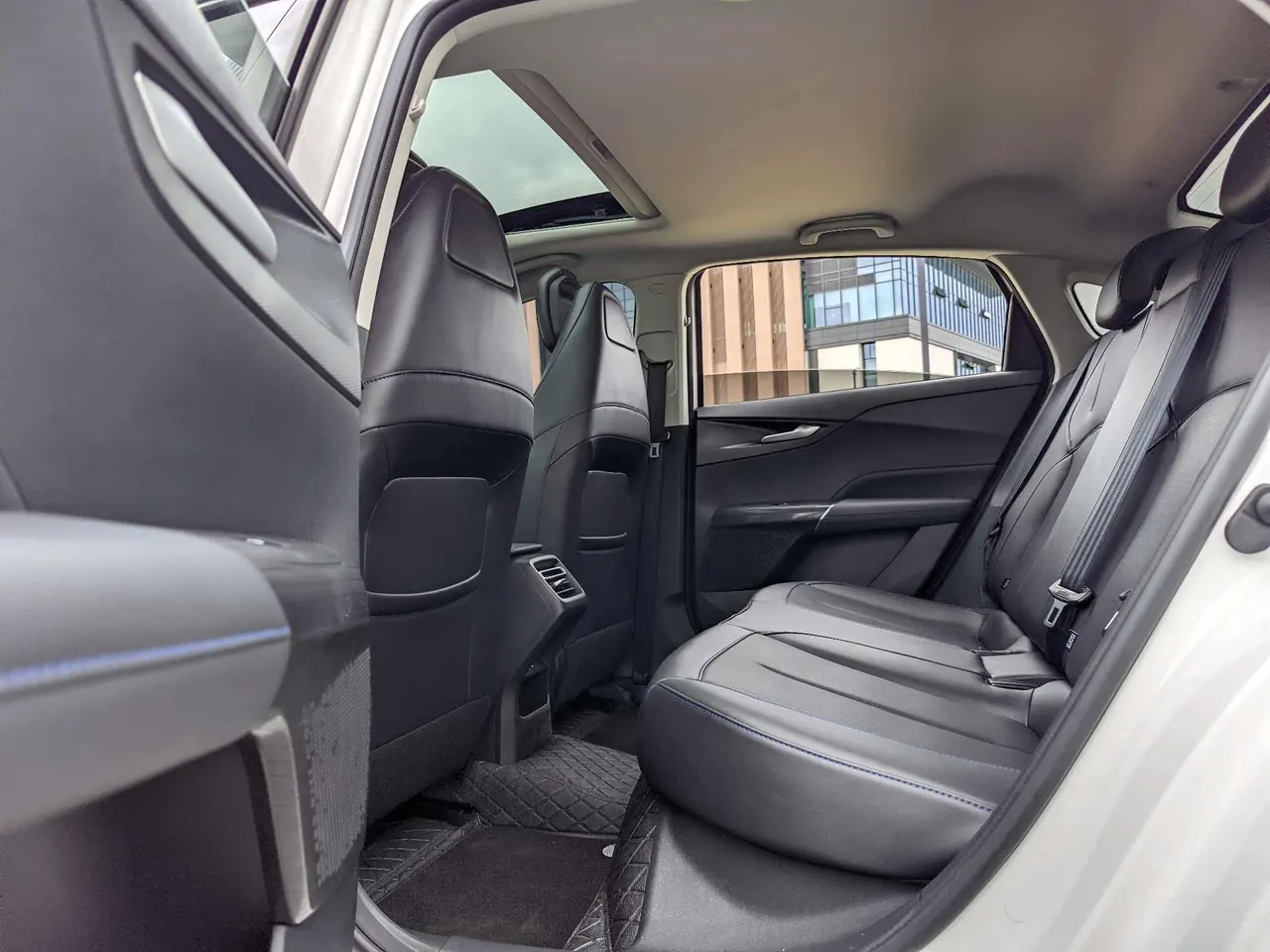 ChangAn 2024 Yidong 1.5TGDI Honorable Automatic Gear 8