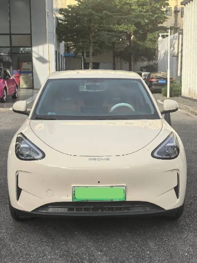 Geely 2025 Star Wish UP 410km Discovery Edition Automatic Gear 2