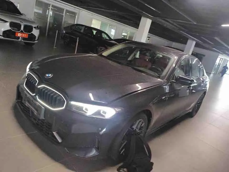 BMW 3 Series 2025 330Li 2.0T M Sports Obsidian Night Suit Automatic Gear - View 1