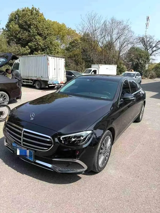 Mercedes Benz E Class 2023 E 300 L 2.0T Luxury Automatic Gear - View 1