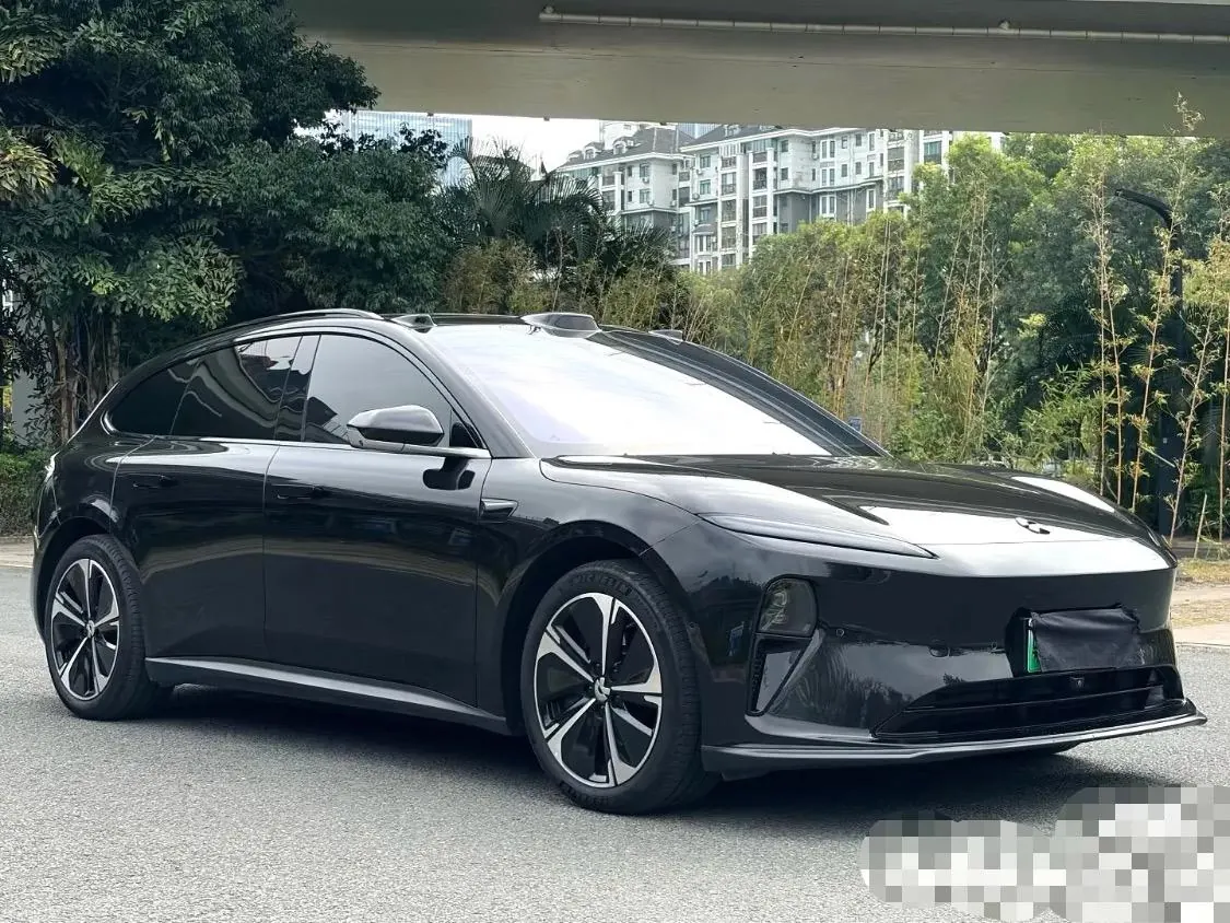 NIO 2024 ET5T 75kWh Touring automatic 3