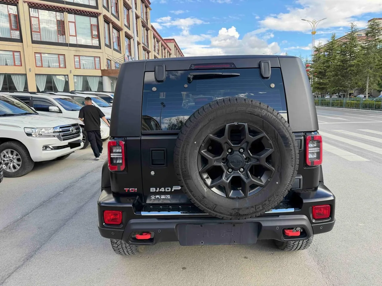 Beijing 2023 BJ40 2.0D Four-wheel Drive Blade Hero Edition Chivalrous Automatic Gear 5