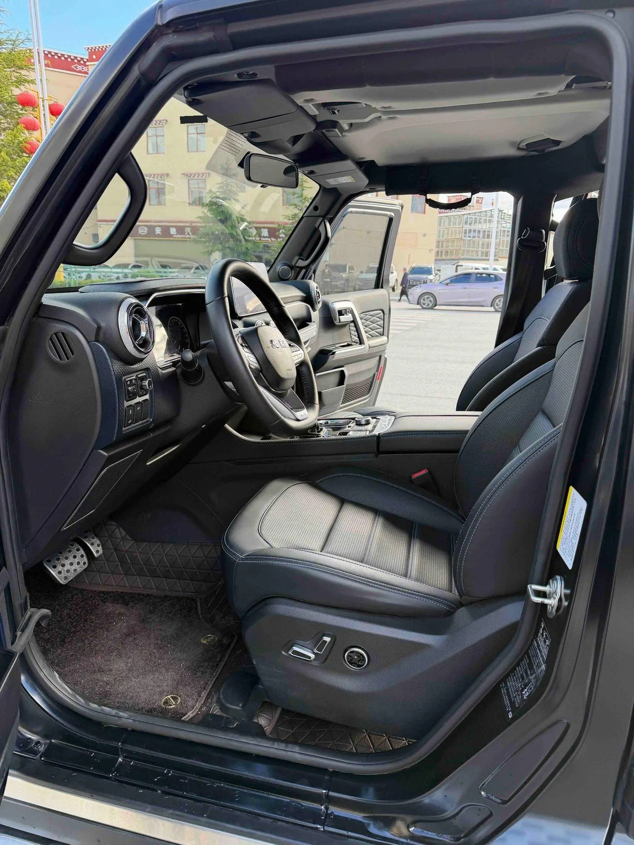 Beijing 2023 BJ40 2.0D Four-wheel Drive Blade Hero Edition Chivalrous Automatic Gear 7