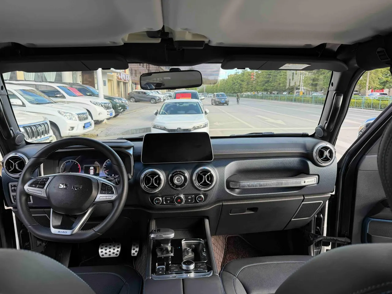 Beijing 2023 BJ40 2.0D Four-wheel Drive Blade Hero Edition Chivalrous Automatic Gear 9