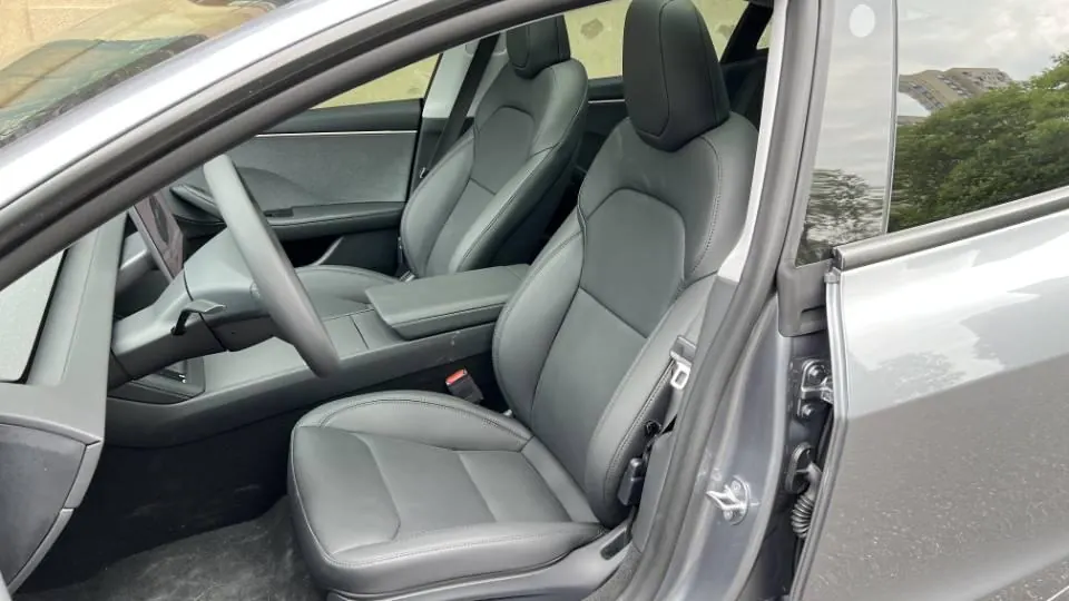 Tesla 2025 Model 3 Rear-Wheel-Drive Edition (facelift) Automatic Transmission 10