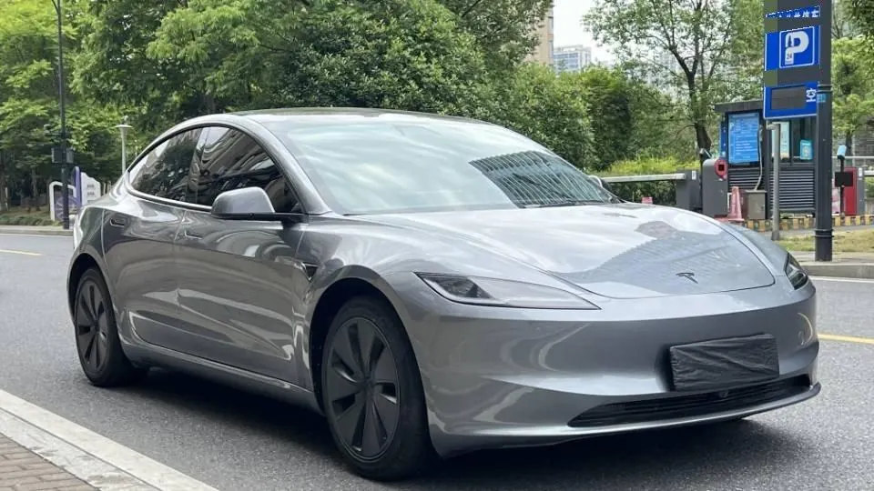 Tesla 2025 Model 3 Rear-Wheel-Drive Edition (facelift) Automatic Transmission 7