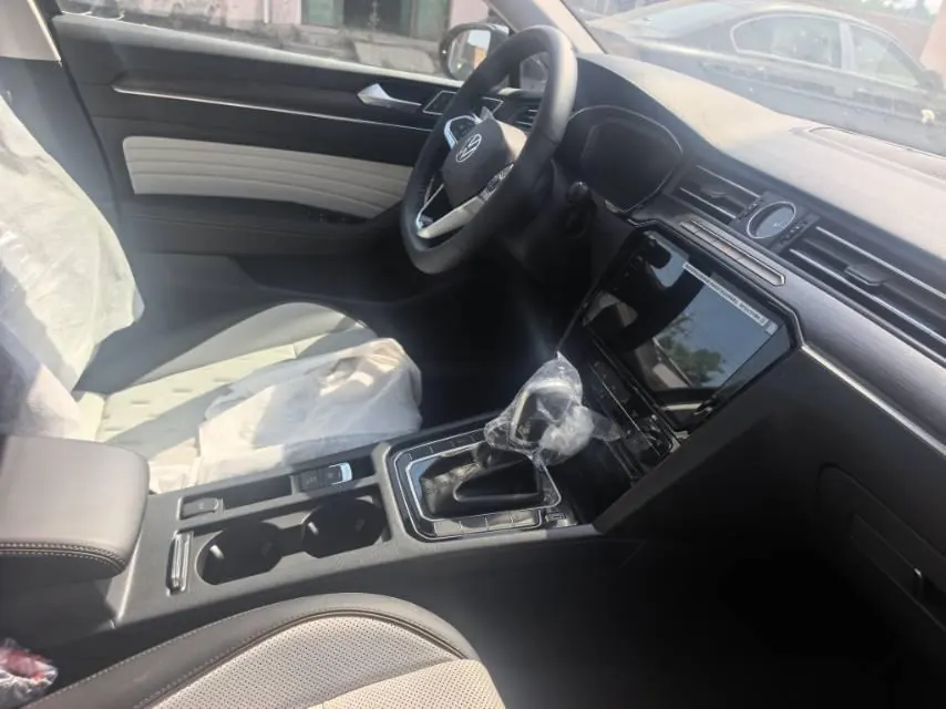 Volkswagen 2026 Magotan 2.0TSI 380TSI 30 million selected luxury automatic gear 3