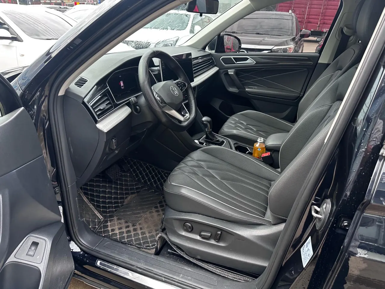 Volkswagen 2022 Tiguan L 2.0TSI 330TSI Two-Drive Smart Edition Automatic Gear - View 1