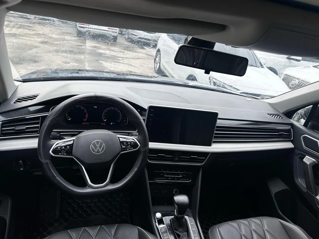 Volkswagen 2022 Tiguan L 2.0TSI 330TSI Two-Drive Smart Edition Automatic Gear 3