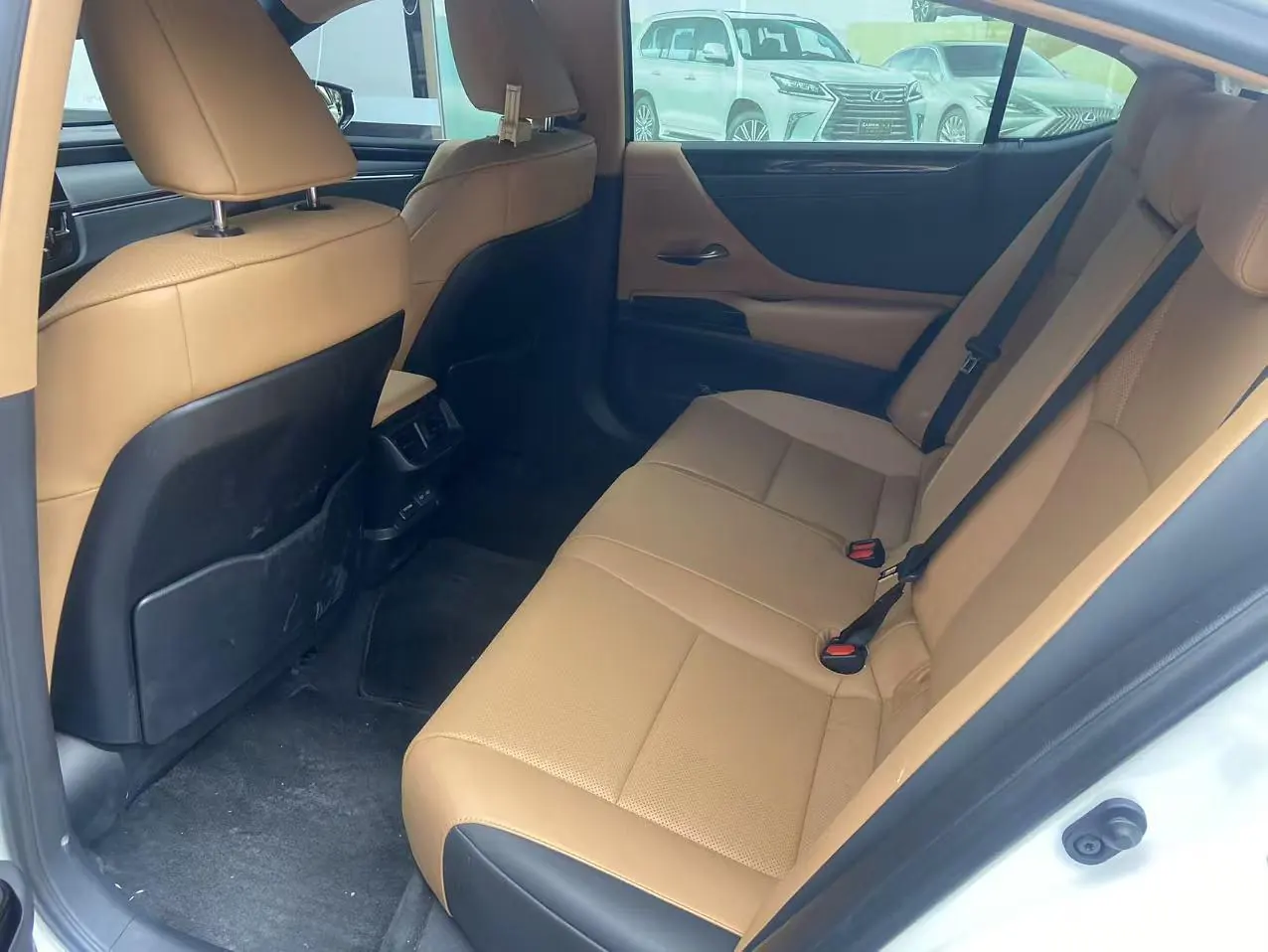 Lexus ES (Imported) 2023 ES200 2.0 Stepless Premium Edition Automatic Gear 4