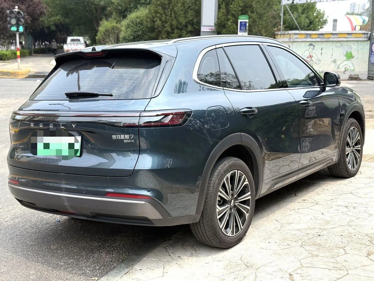 Geely Galaxy 2026 Starship 7 EM-i 1.5 135km Starship Edition Automatic Gear 2
