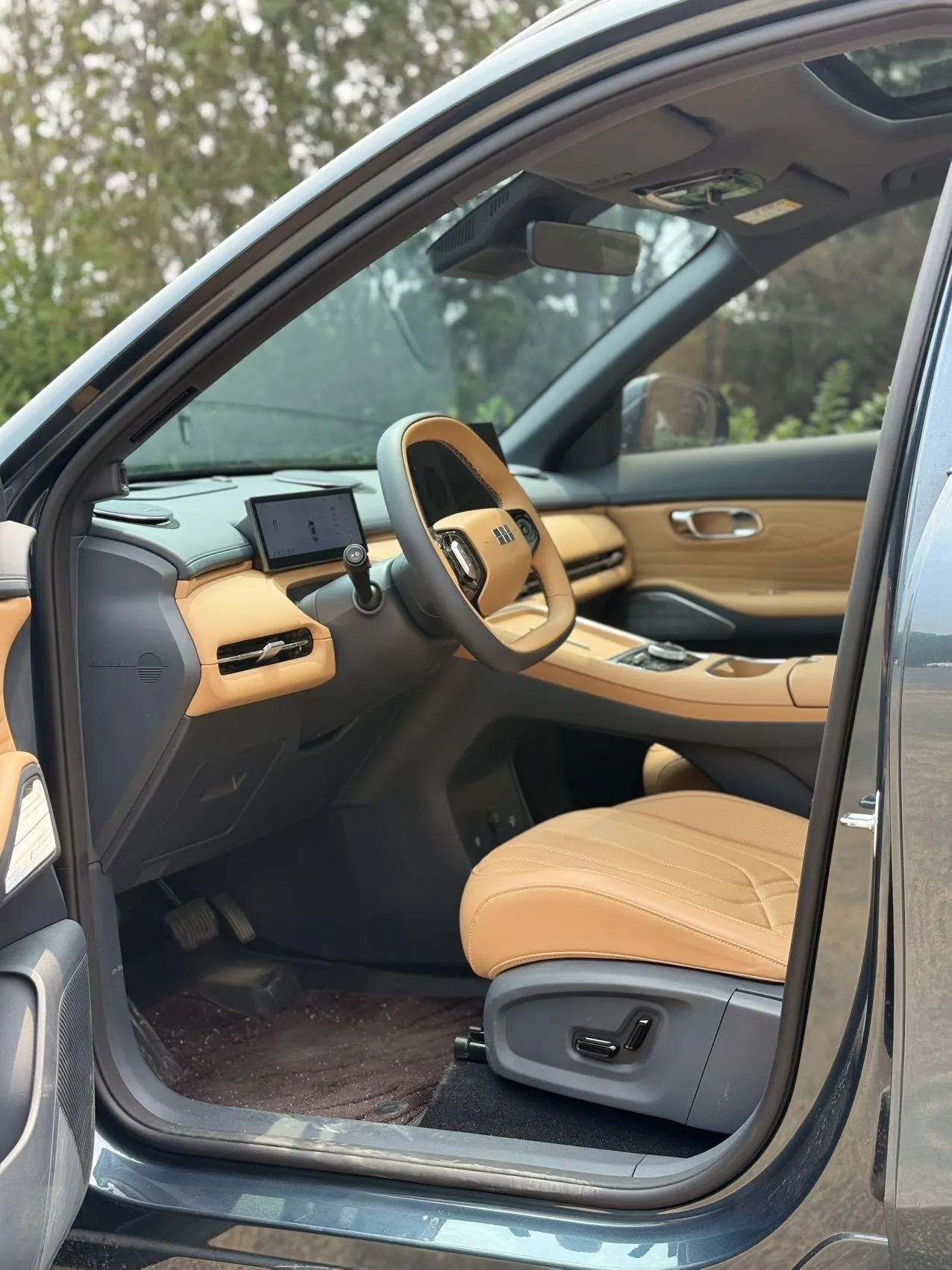 Geely Galaxy 2026 Starship 7 EM-i 1.5 135km Starship Edition Automatic Gear 3