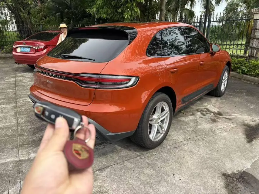 Porsche Macan (Imported) 2022 Macan 2.0T Automatic Gear 3