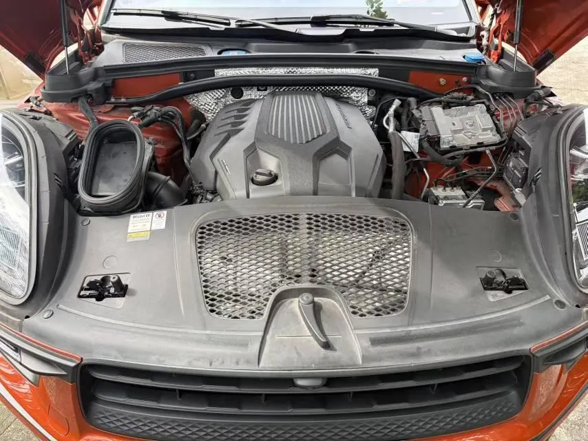 Porsche Macan (Imported) 2022 Macan 2.0T Automatic Gear 4