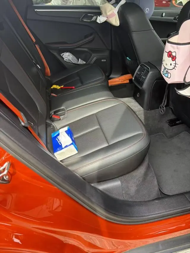 Porsche Macan (Imported) 2022 Macan 2.0T Automatic Gear 5