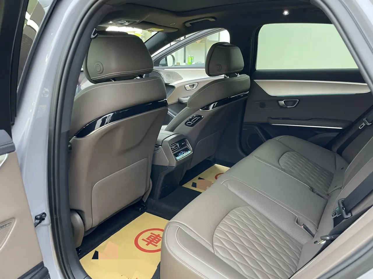 BYD 2025 Han DM-i 1.5T CVT 125km Flagship Automatic 5