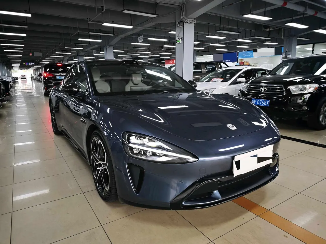 MI 2024 SU 7 750km Four-wheel Drive Max Founding Edition Automatic Gear 3