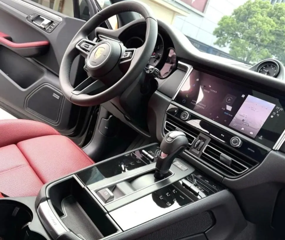 Porsche Macan (Imported) 2026 Macan 2.0T Dream Edition Automatic Gear 3