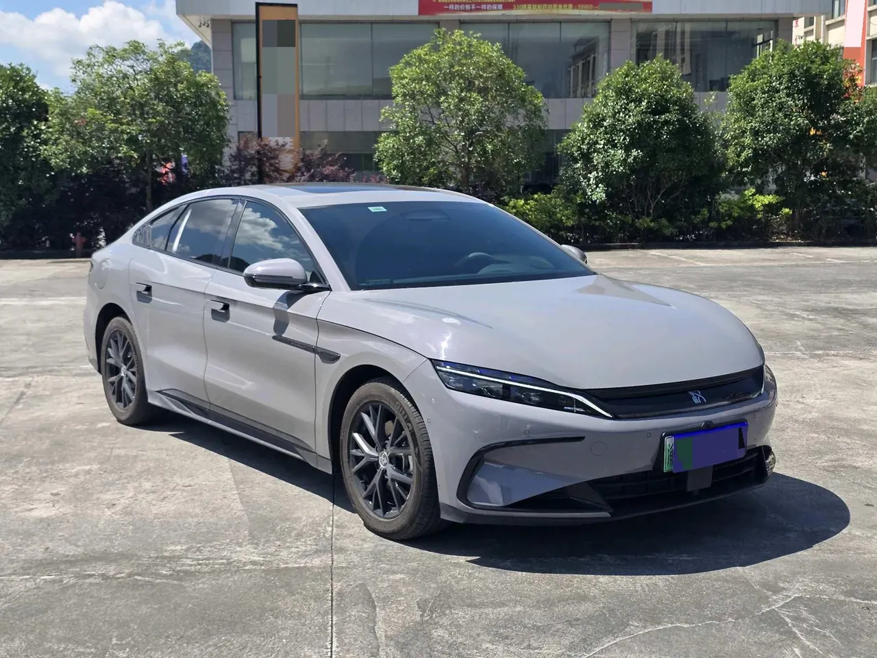 BYD 2025 Chinese DM-i 1.5T stepless smart driving version 125KM elite automatic gear 3