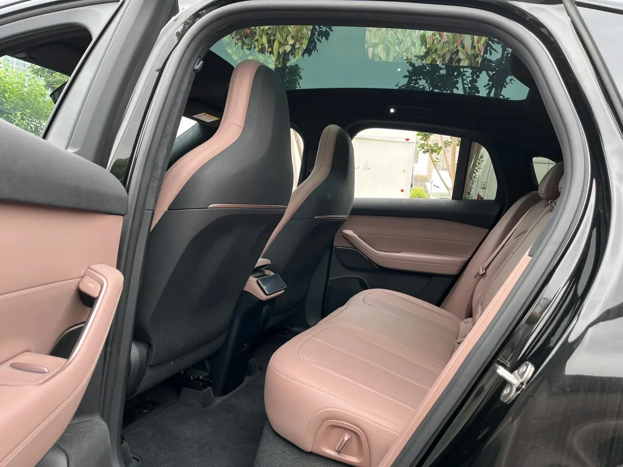 NIO 2024 EC6 75kWh automatic transmission 3
