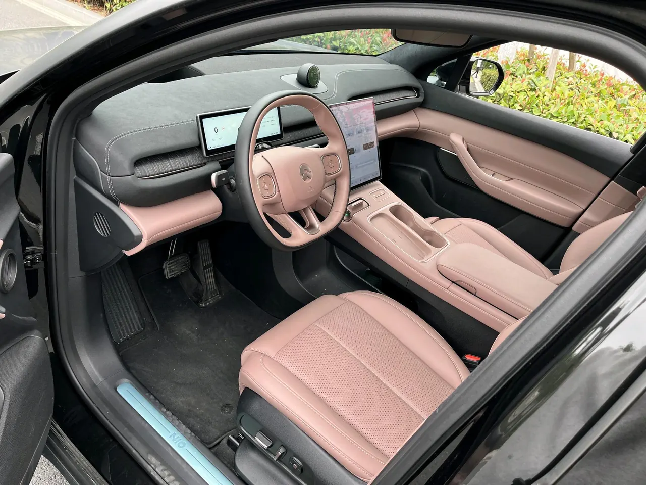 NIO 2024 EC6 75kWh automatic transmission 4