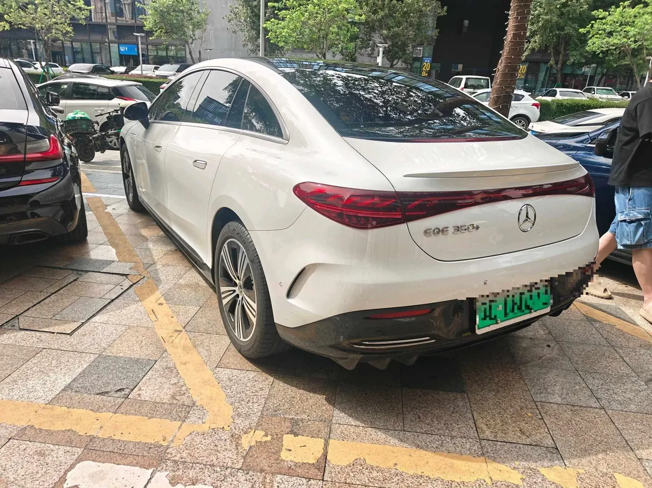 Mercedes Benz 2022 EQE 350 EQE 350 Deluxe Edition Automatic 6