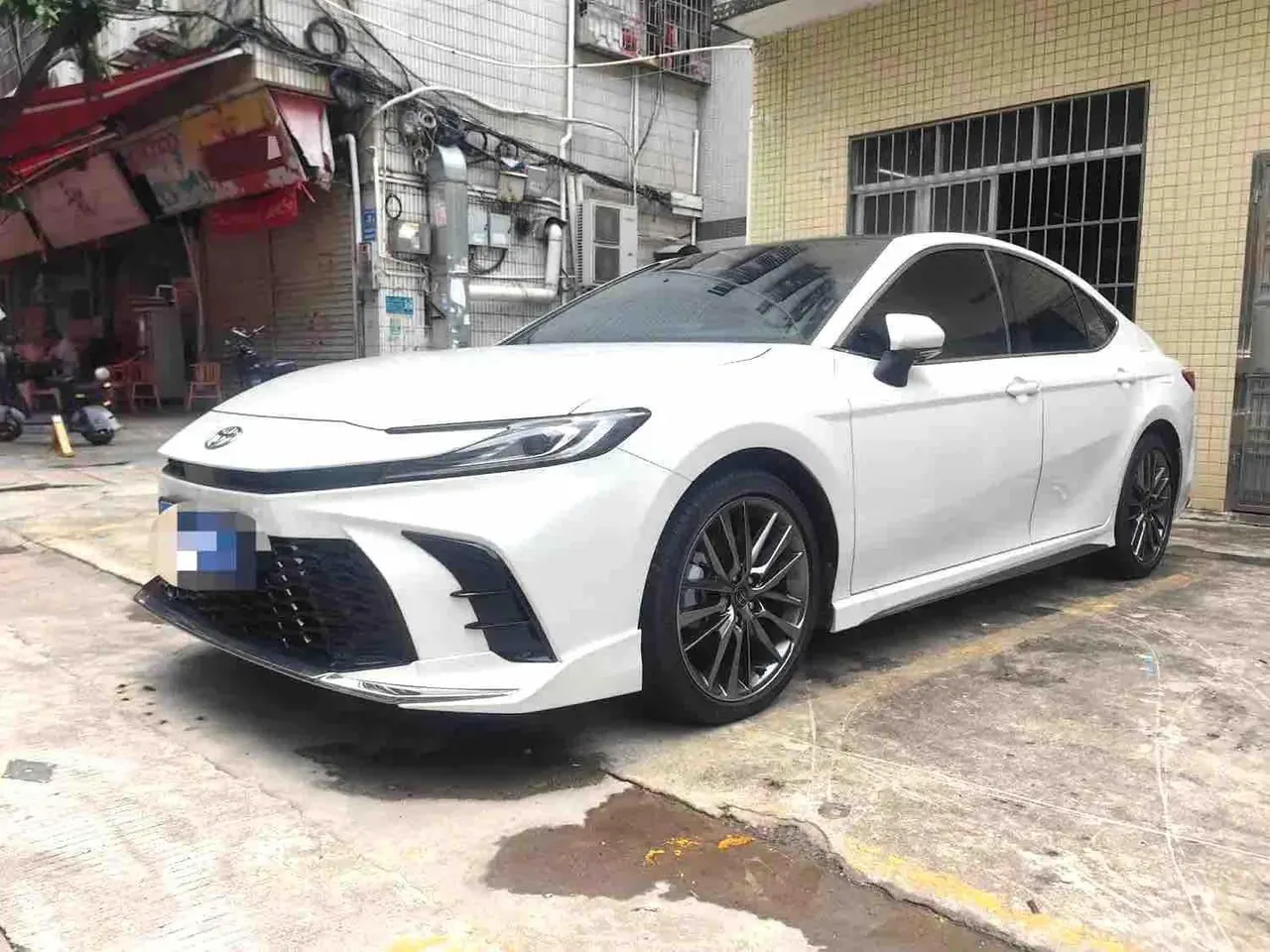 Toyota 2026 Camry Dual Engine 2.0HXS Stepless Sports Plus Edition Automatic Gear - View 1