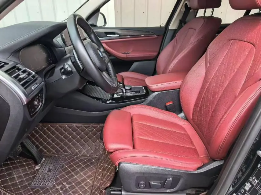 BMW 2023 X3 xDrive30i 2.0T Leading M Obsidian Night Suit Automatic Gear 4